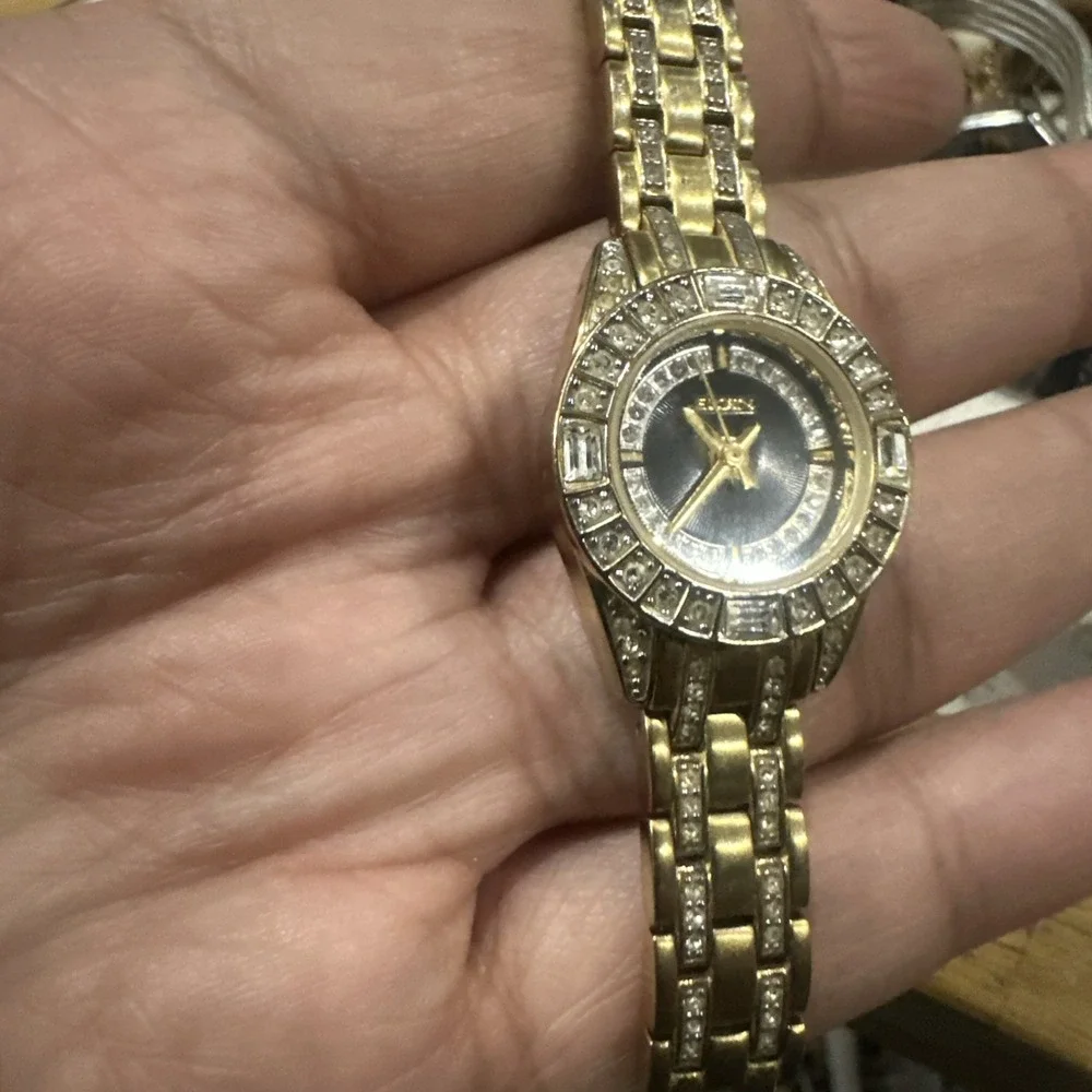 Working Vintage Elgin Dainty Ladies Gold Tone Crystals Watch 22mm Fit 5.5in